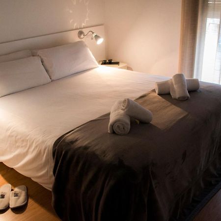 Happy People Ramblas Harbour Apartments Barcelone Extérieur photo