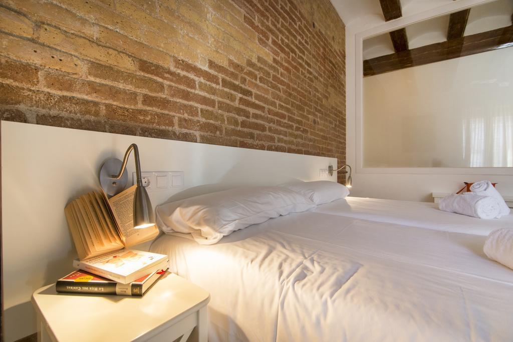 Happy People Ramblas Harbour Apartments Barcelone Extérieur photo