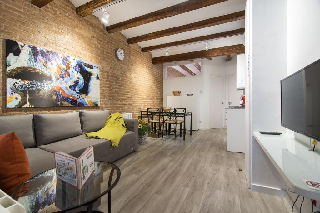 Happy People Ramblas Harbour Apartments Barcelone Extérieur photo